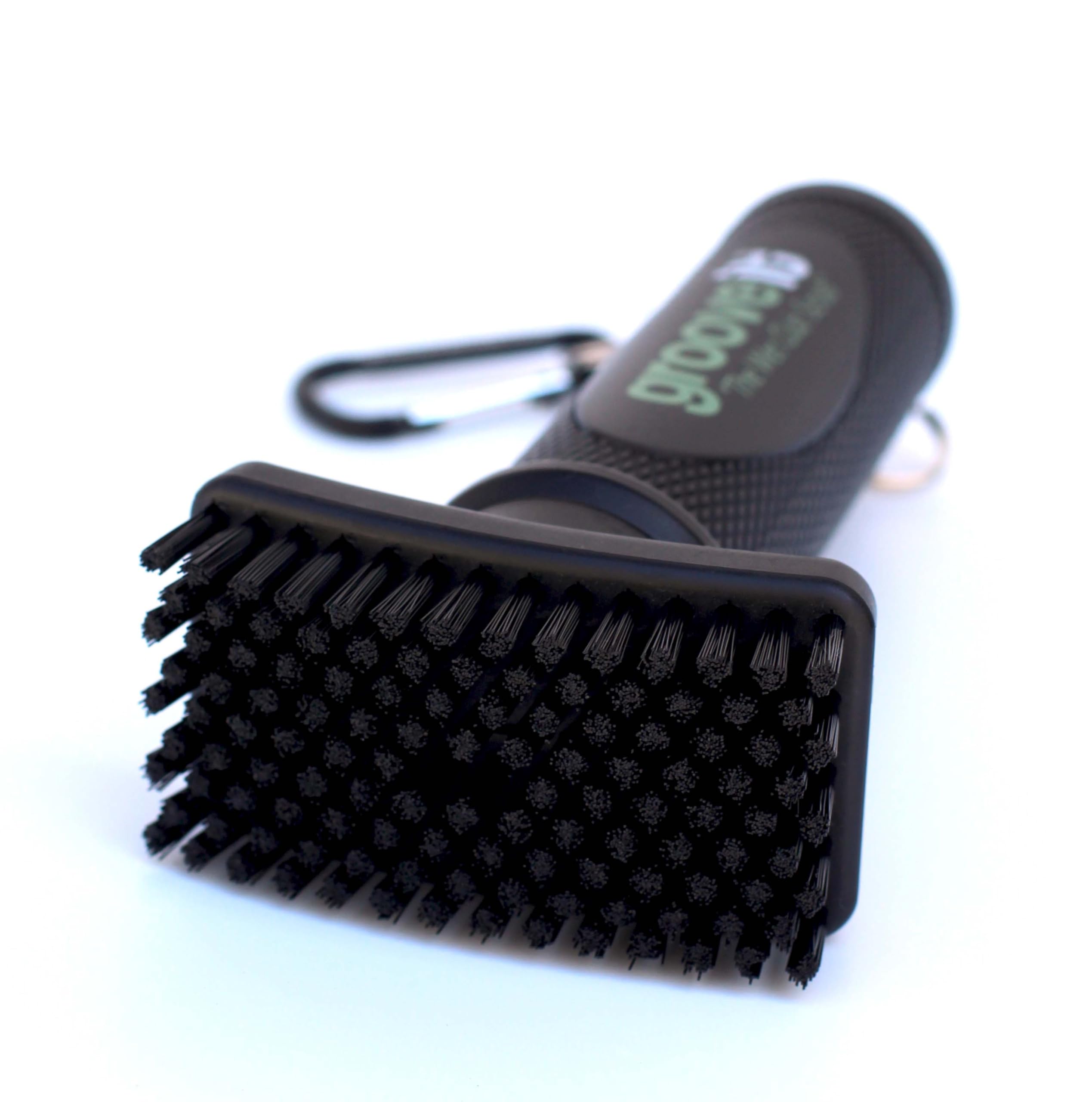 Grooveit The Wet Club Scrub Golf Water Brush - 3 Year Warranty - Anti-Leak Design - Magnetic Brush with Nylon-Bristle Head - Patented Pump for Easy Cleaning - Wide Cleaning Coverage - Long Lasting
