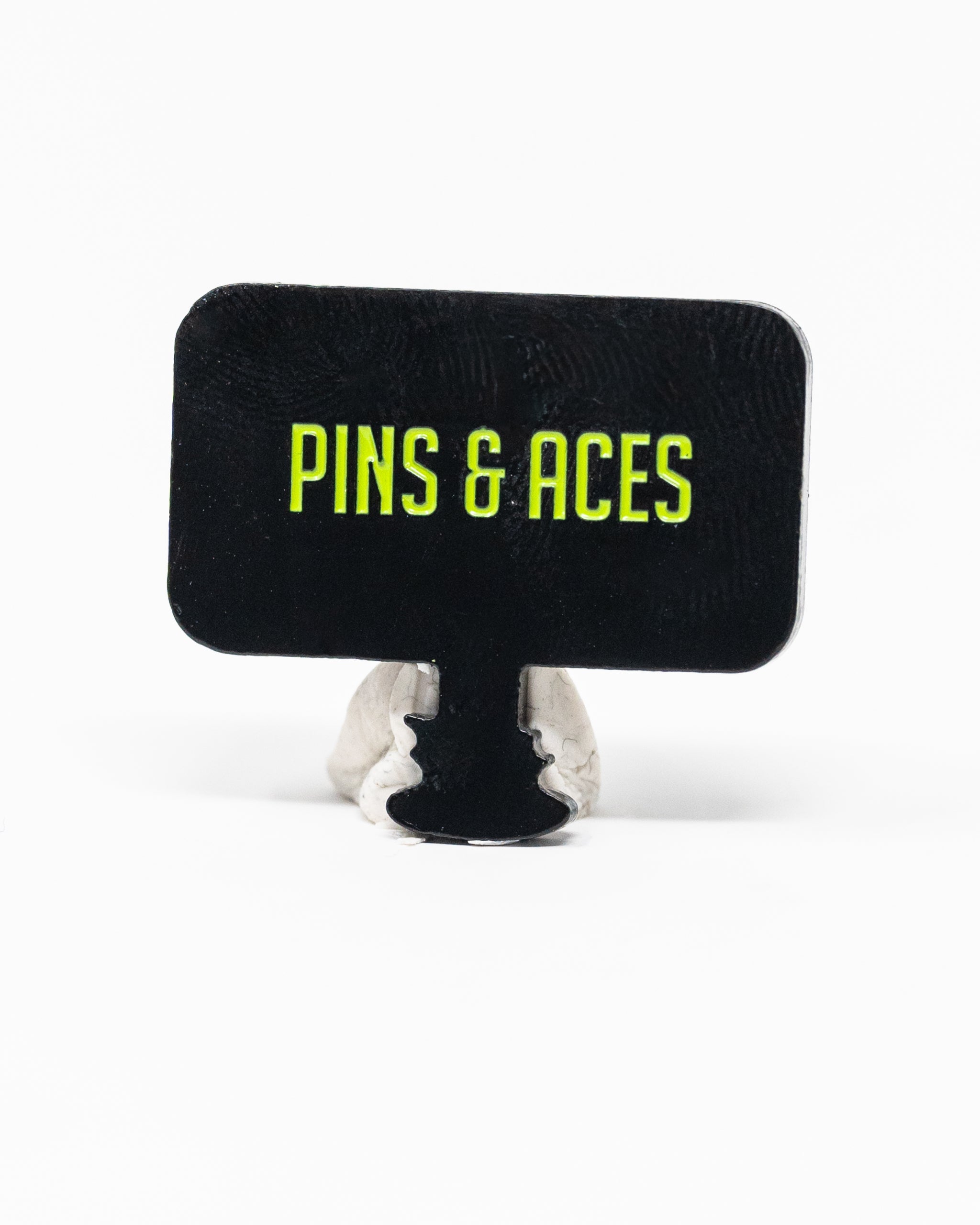 HEYDUDE - Hole 51 Ball Marker